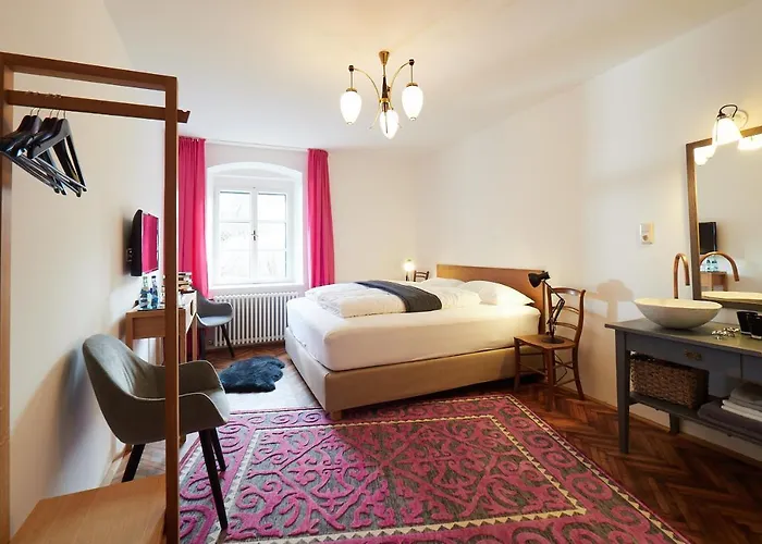 Gasthof Rahofer * Kronstorf